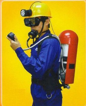 點(diǎn)擊查看詳細(xì)信息<br>標(biāo)題：潛水空氣呼吸器型 閱讀次數(shù)：2621